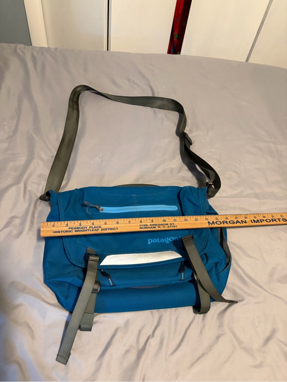 Patagonia Blue Teal Messenger Bag with Gray Straps